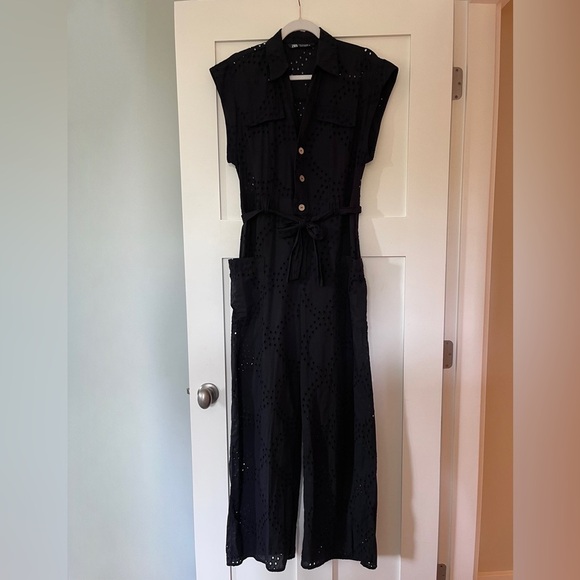 Zara Jumpsuit With Cutwork Embroidery Limited Edition Black - Picture 6 of 7